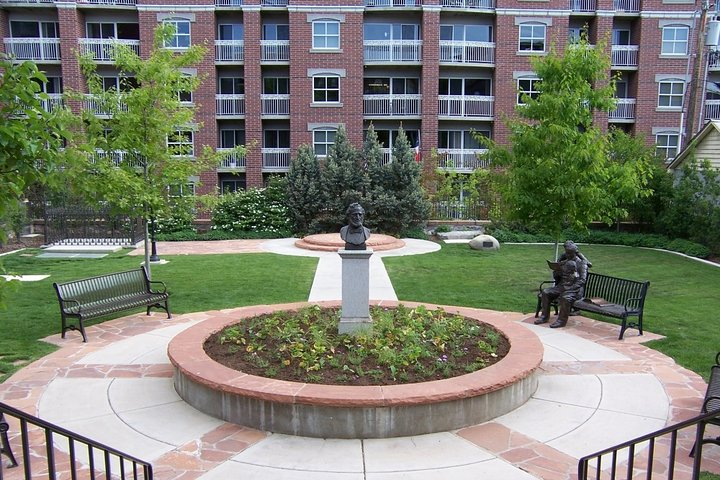 Self-Guided Salt Lake City Scavenger Hunt: Salt Lake's Settlers - Photo 1 of 5